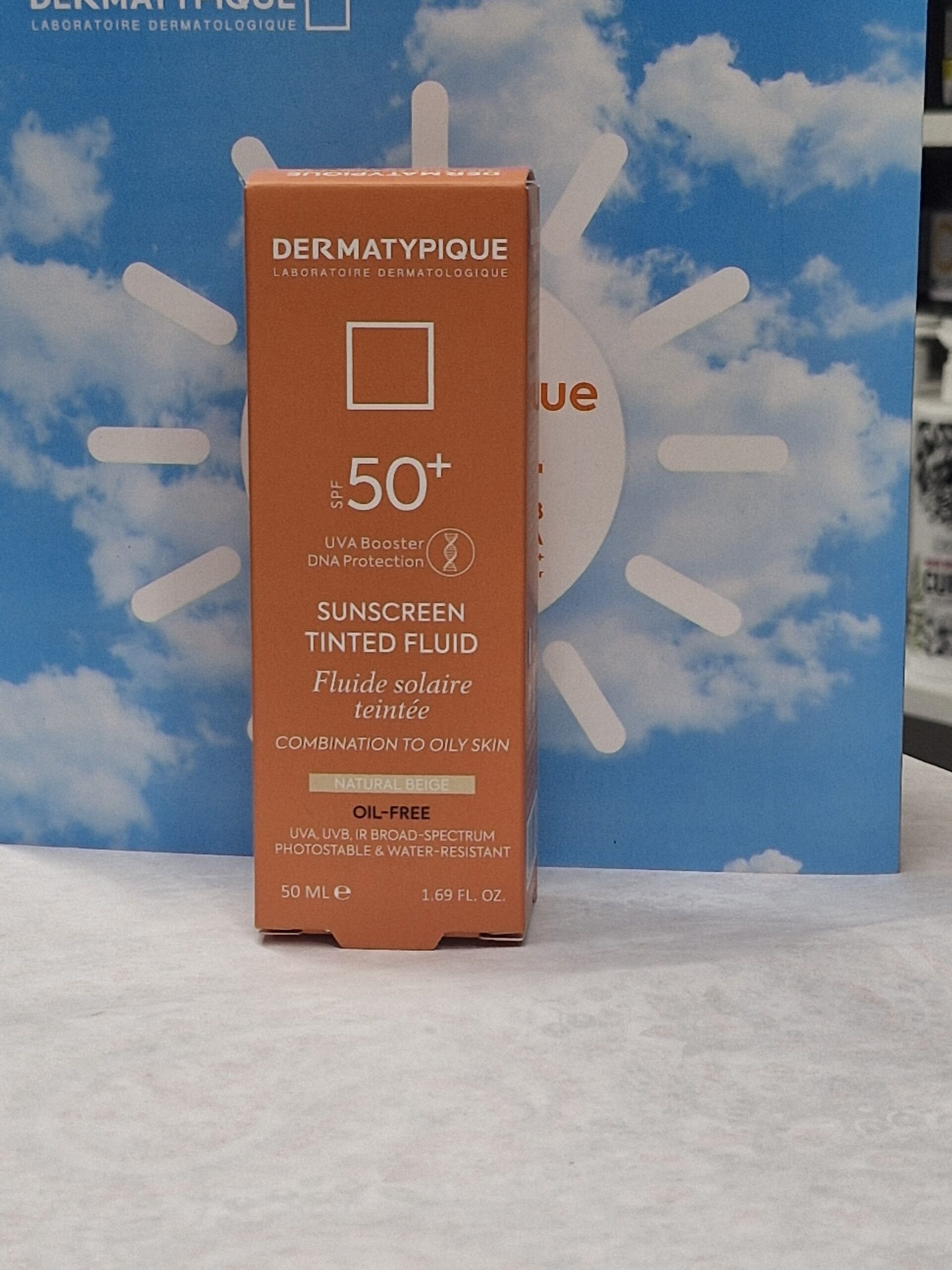 ضد آفتاب پوست چرب درماتیپیک بژ طبیعی