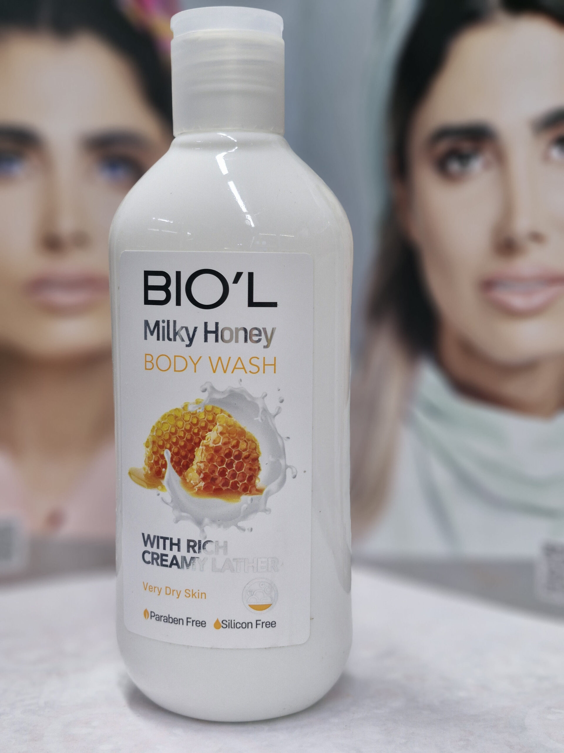 شامپو بدن بیول مدل شیر و عسل