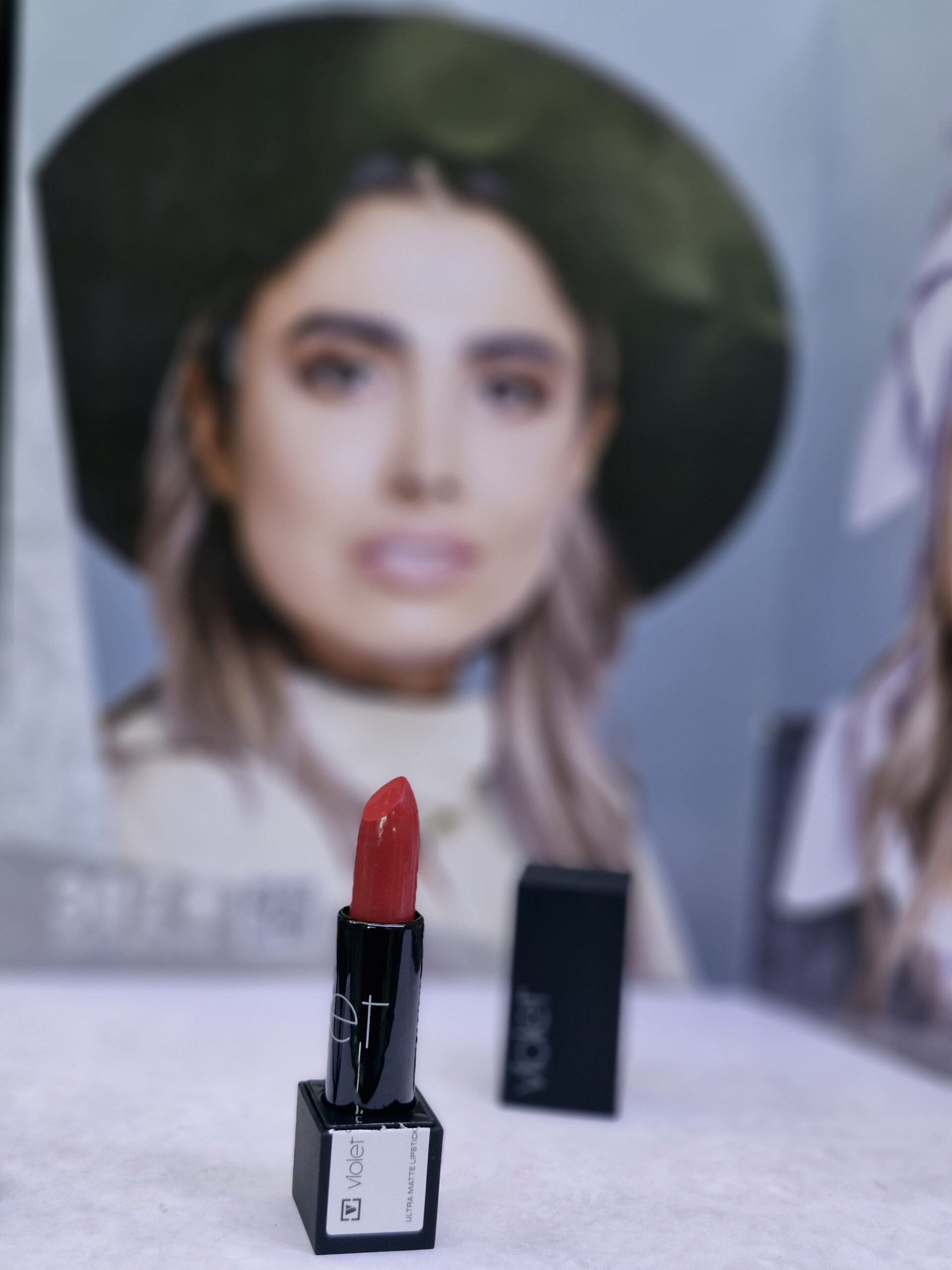 رژلب جامد مات 334