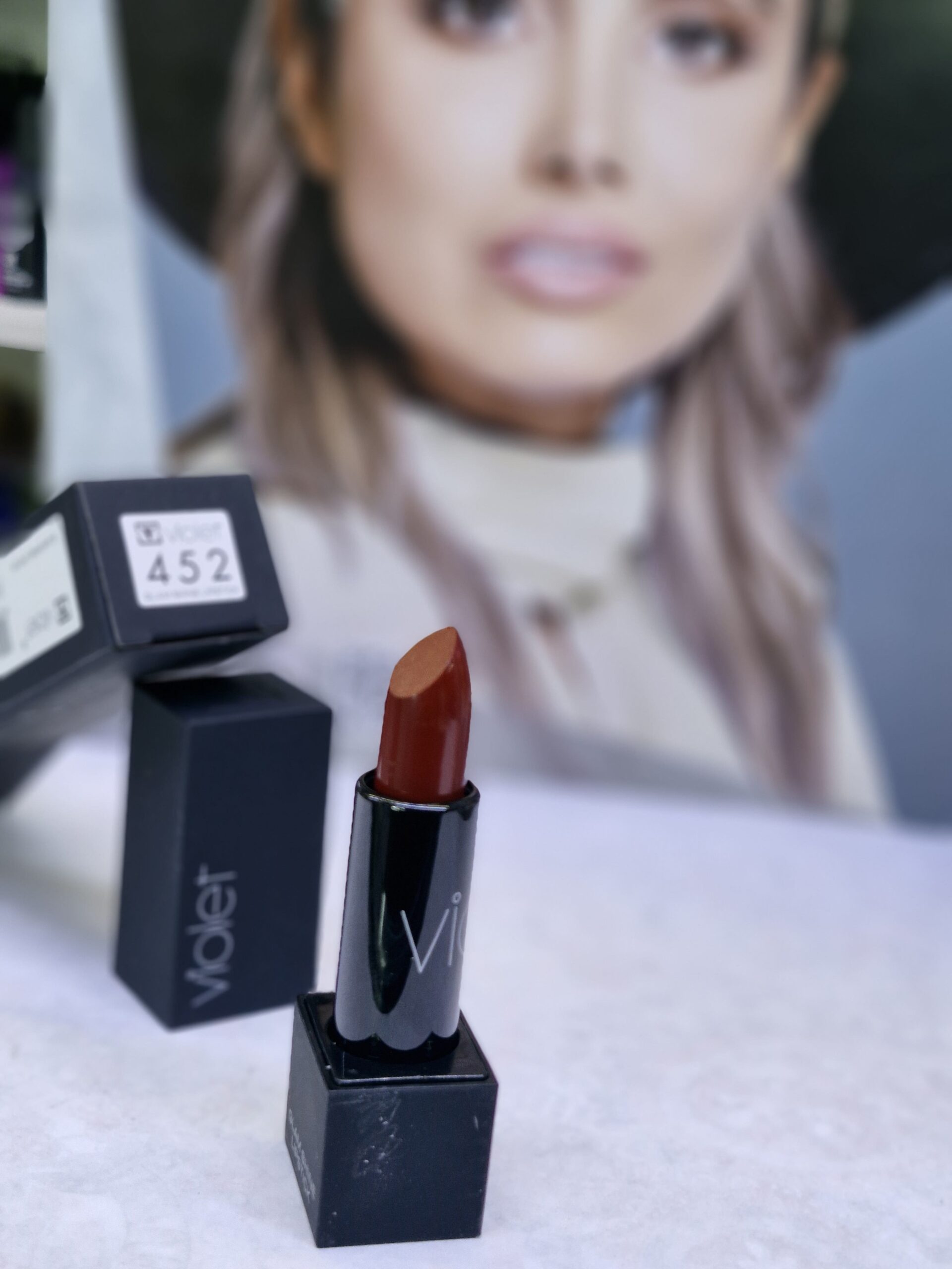 رژ لب جامد شاین ویولت کد 452