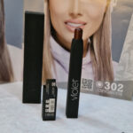 رژلب مخملی ویولت