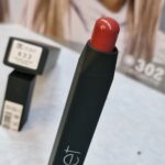 رژلب 833 ویولت