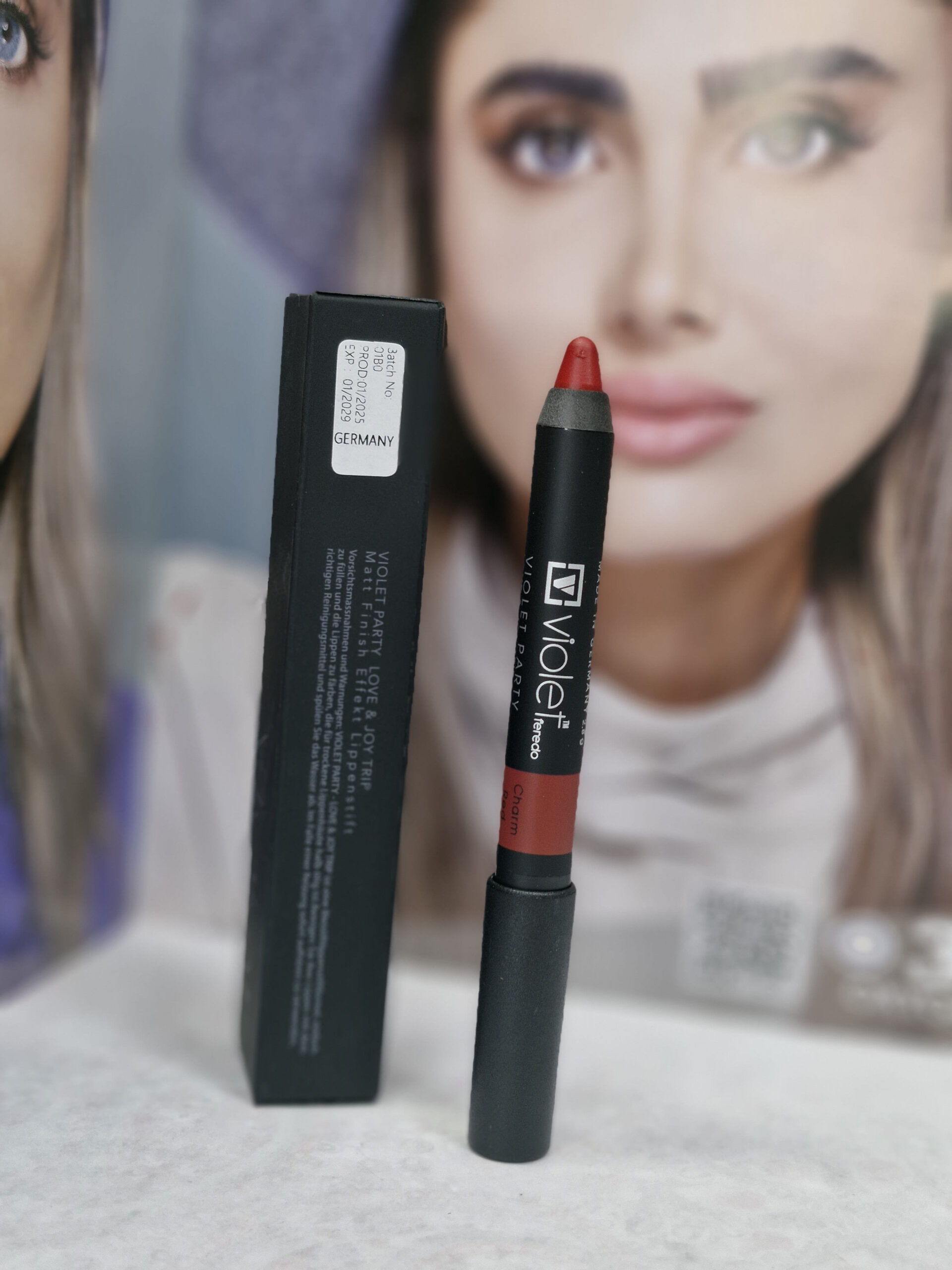 رژ لب مدادی ویولت شماره 20