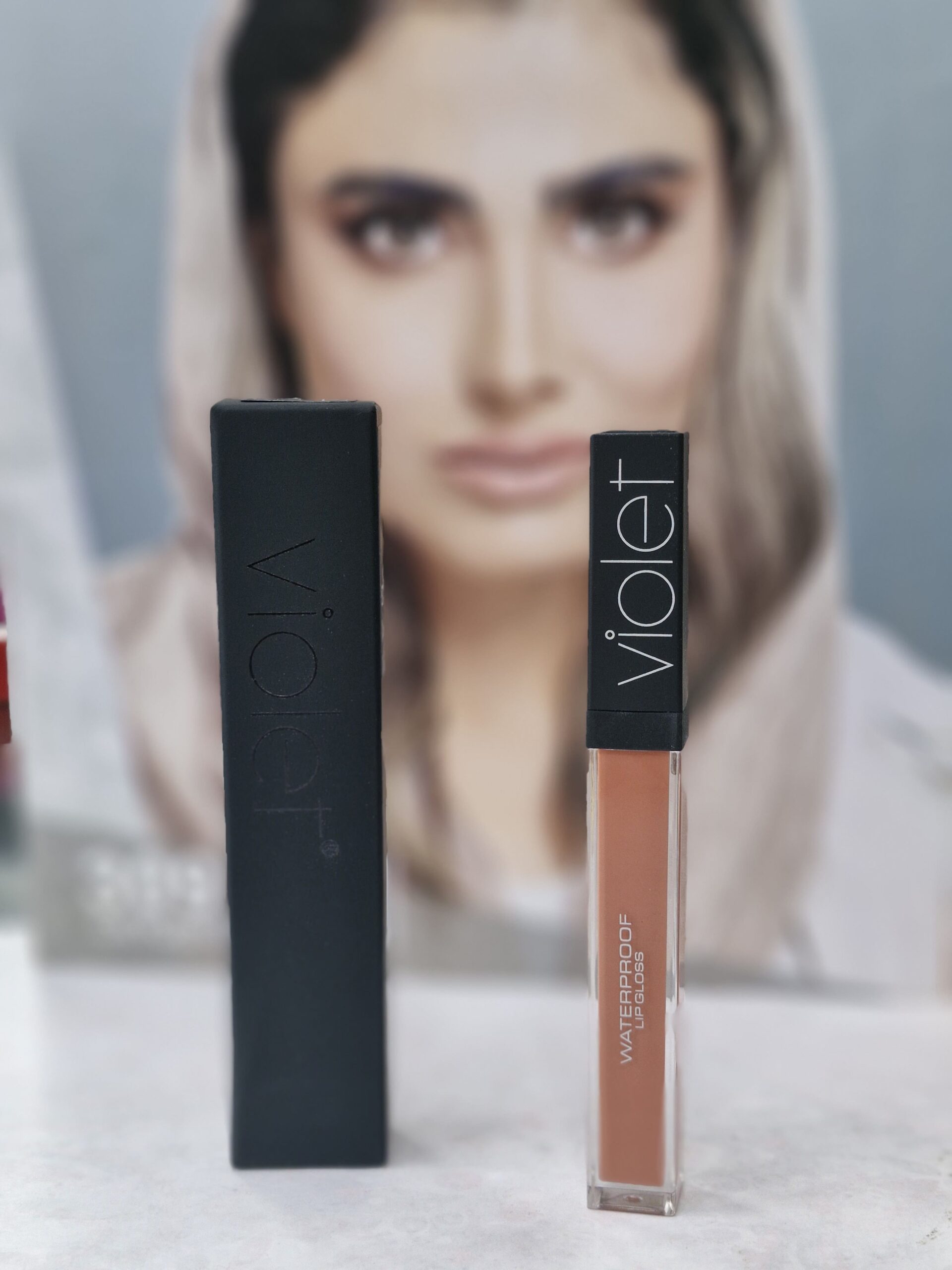 رژلب مایع ویولت