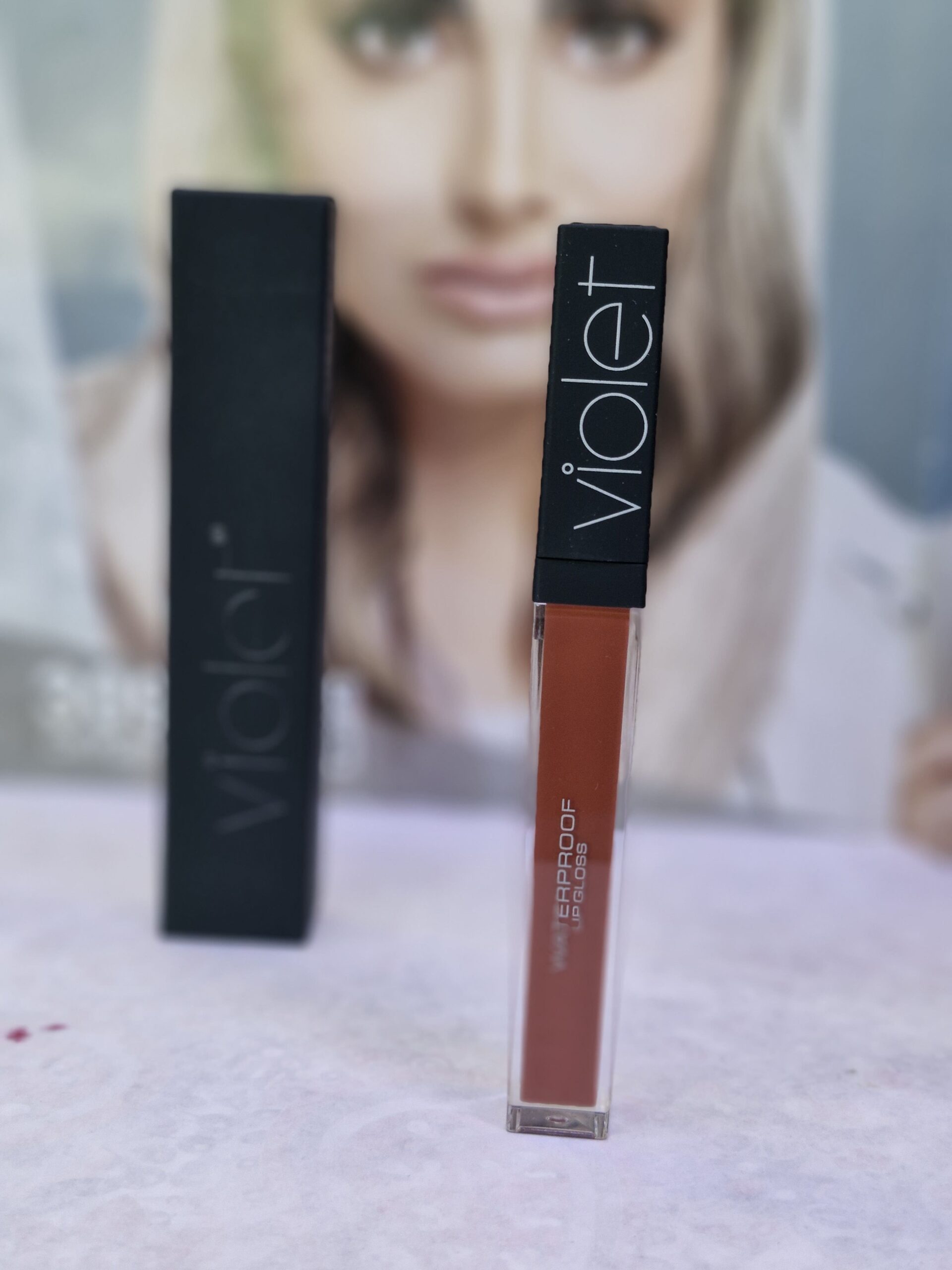 رژ لب مایع ویولت شماره 181