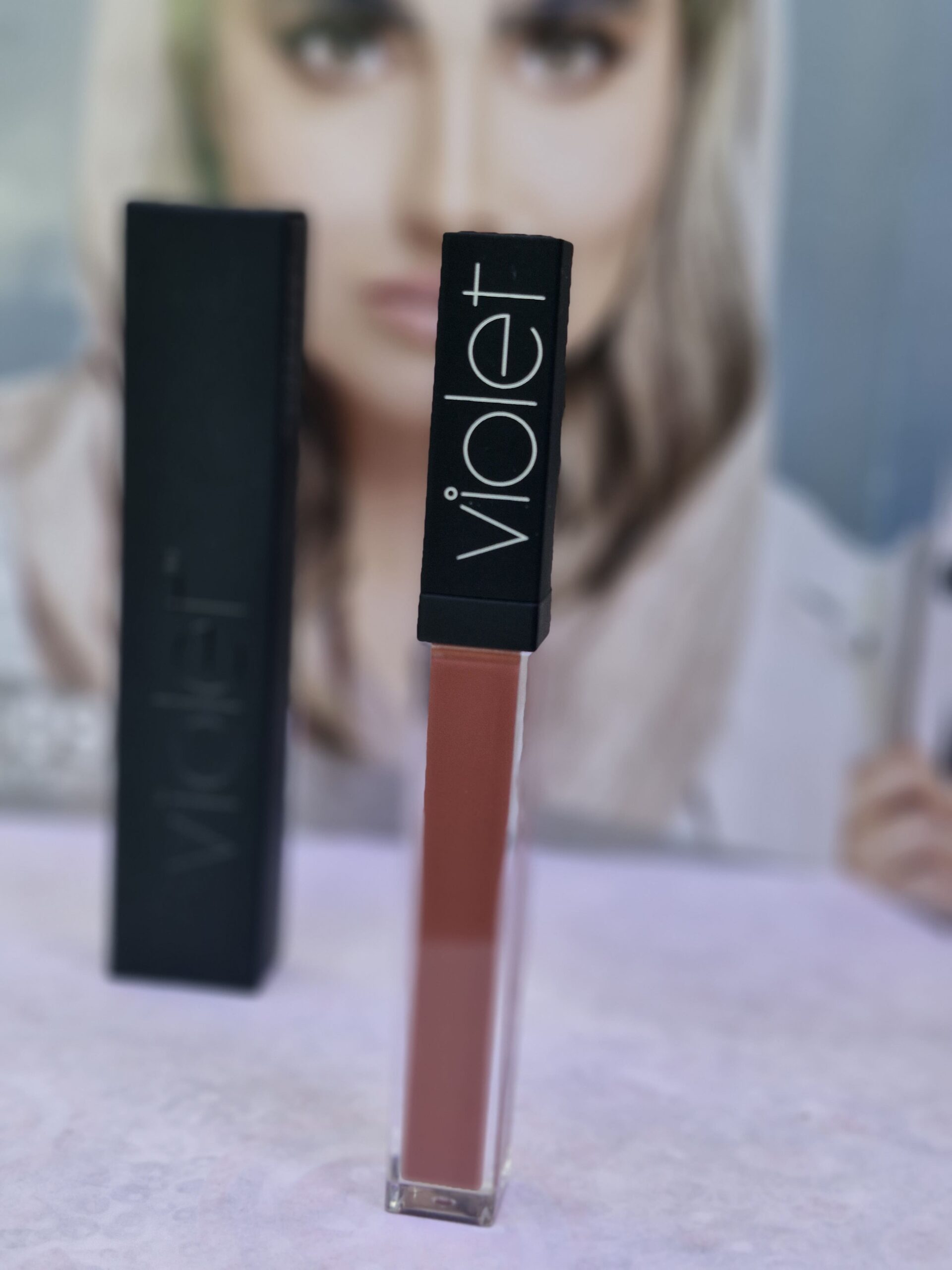 رژ لب مایع ویولت شماره 179