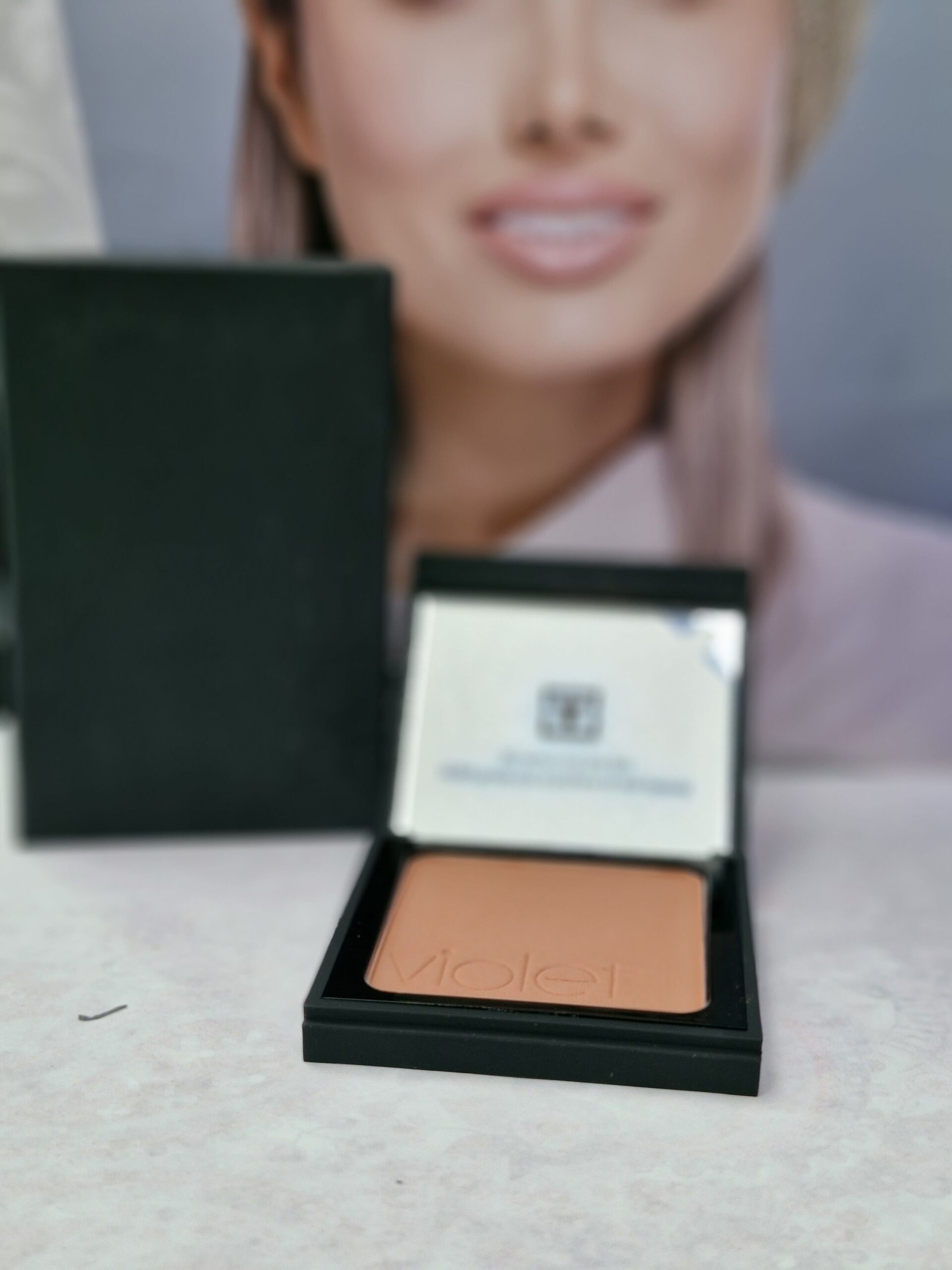 رژگونه مایع ویولت شماره 01