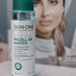 محلول پاک کننده آرایش اسکین وان پوست چرب