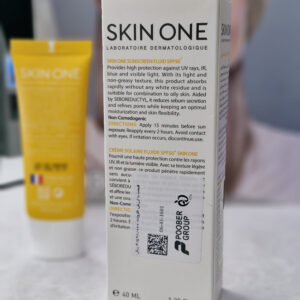 فلویید ضد آفتاب SPF50 پوست چرب اسکین وان