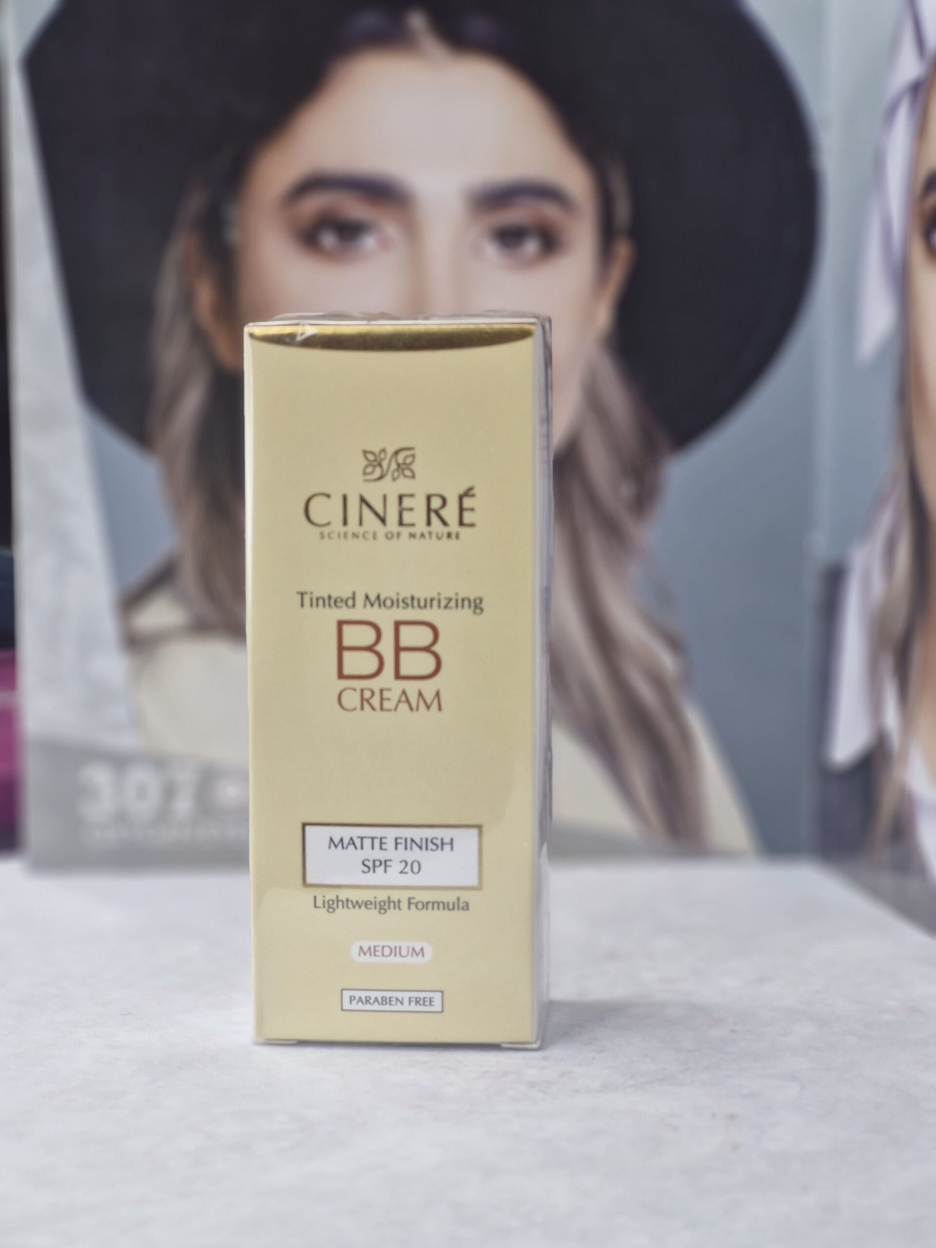 کرم پودر BB سينره مدل Medium