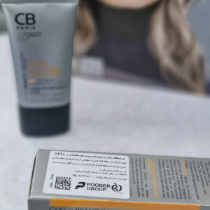 ضد آفتاب سی بی پوست چرب رنگی SPF50