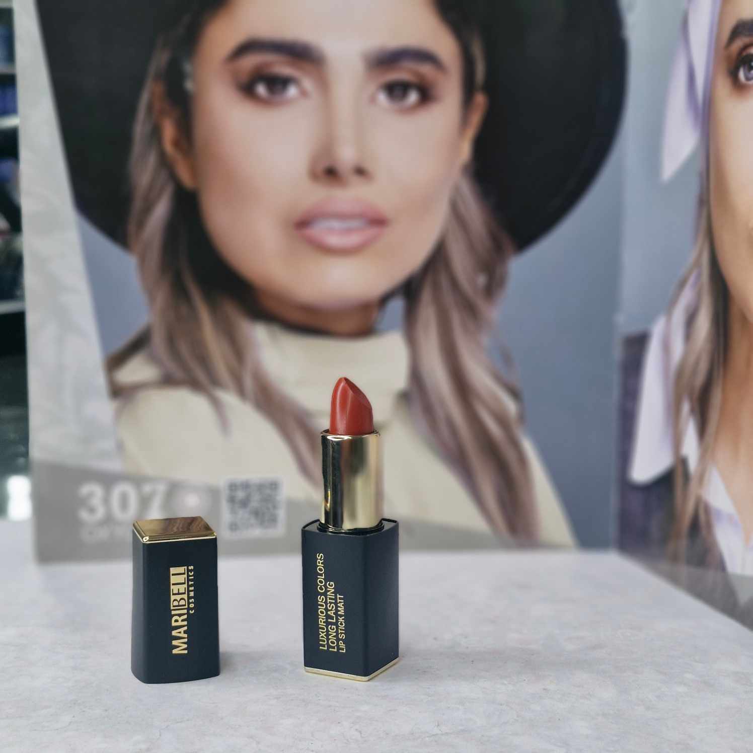 رژ لب جامد مری بل شماره ML04