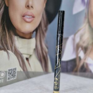 خط چشم ماژیکی کلارنس