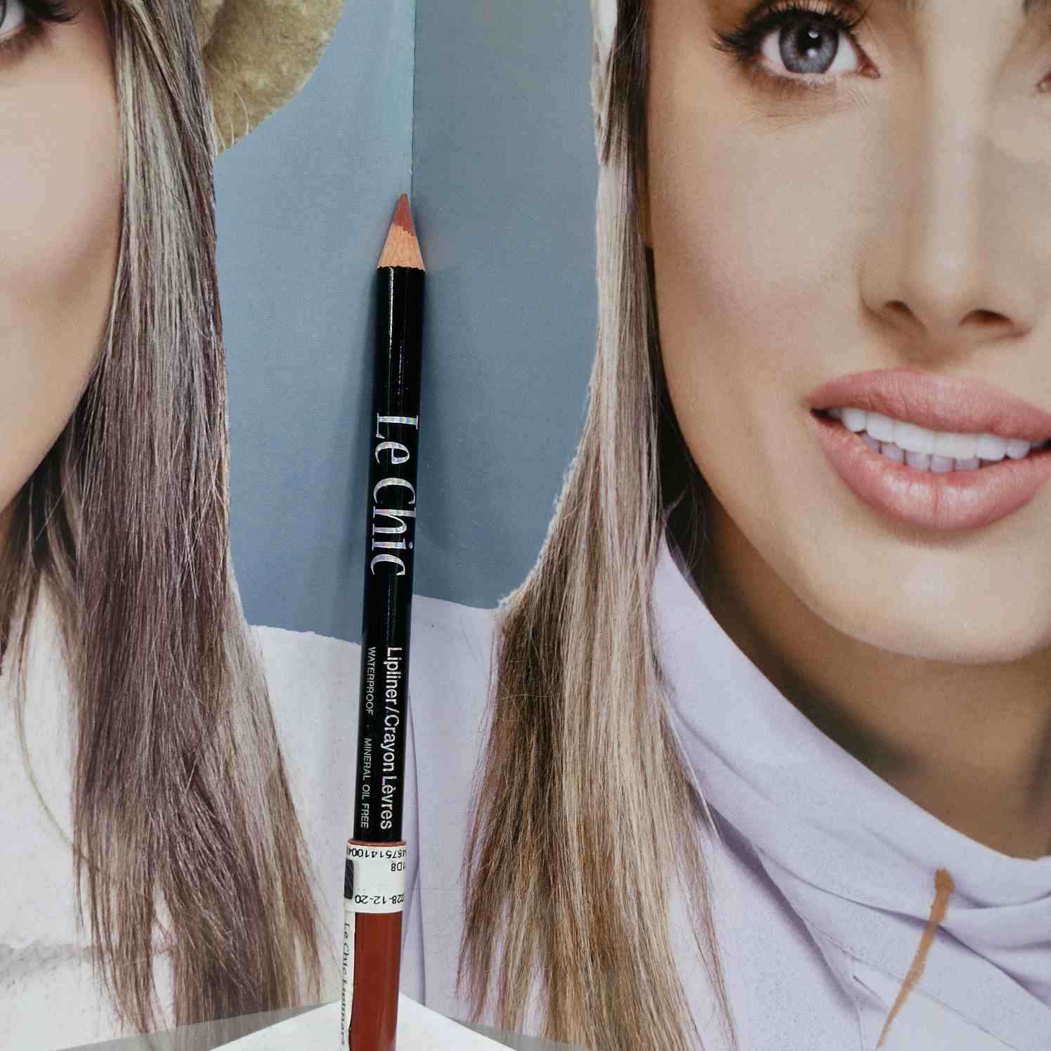 مداد لب لچیک شماره 107