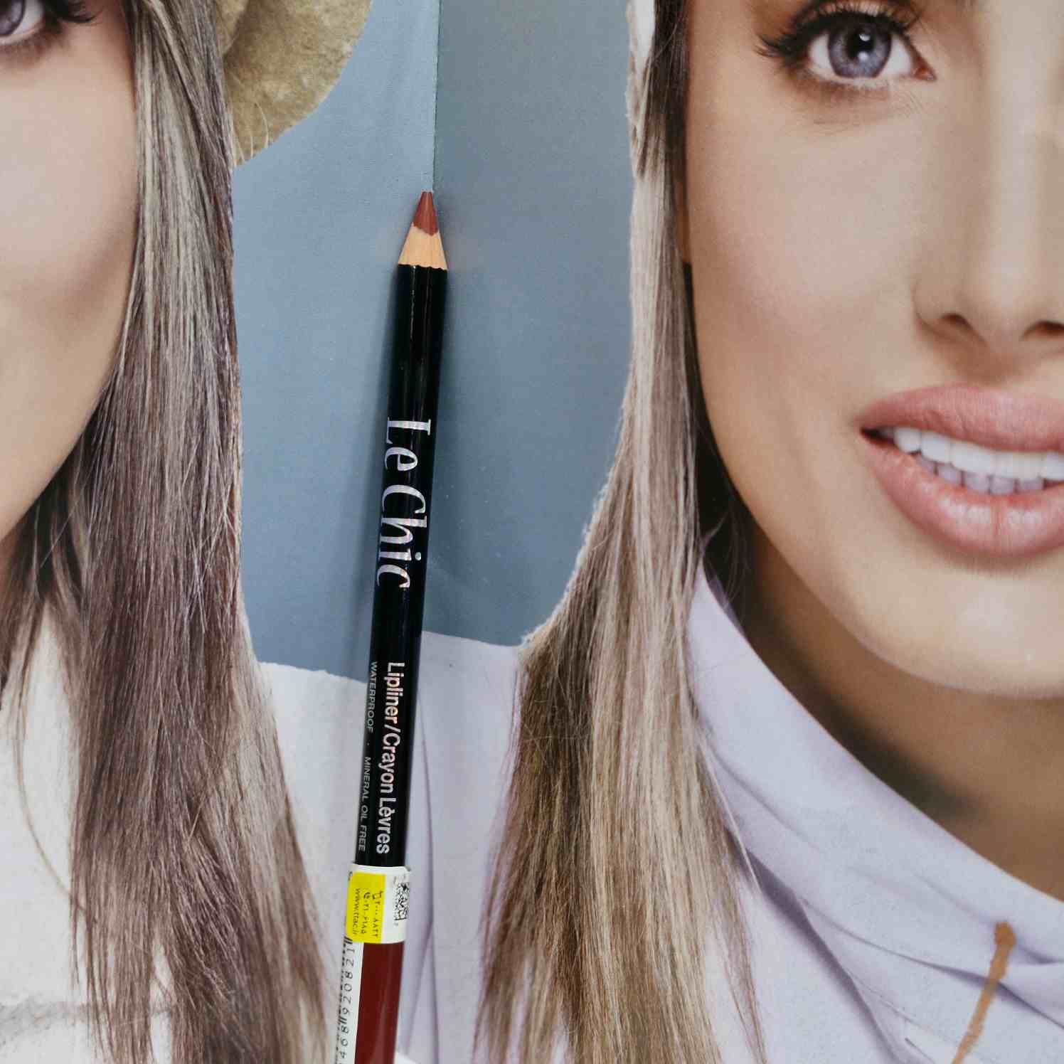 مداد لب لچیک شماره 106