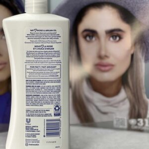 لوسیون بدن آبرسان عصاره رز و آرگان سینت ایوز 621ml