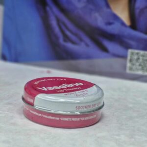 بالم لب کاسه ای عصاره گل رز وازلین